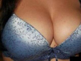 Erotikus videocsevegés nb22061987