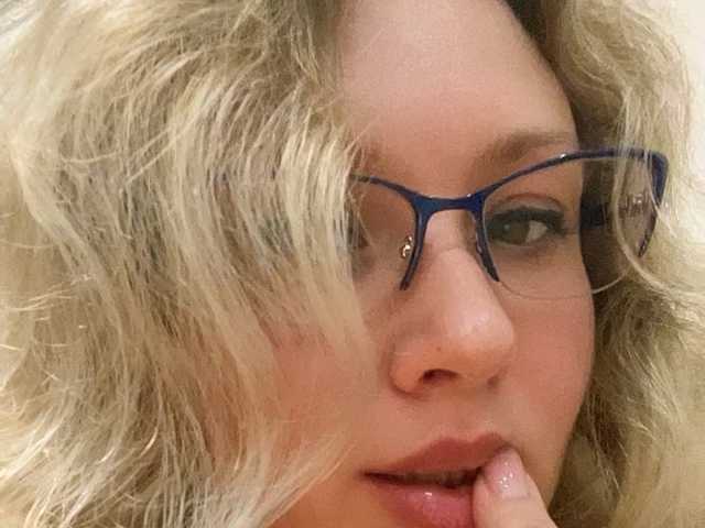 A profil fényképe NERVOMOTINA