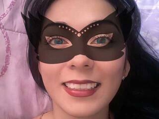 Erotikus videocsevegés Nhicole