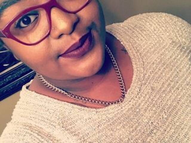 A profil fényképe nickibbw