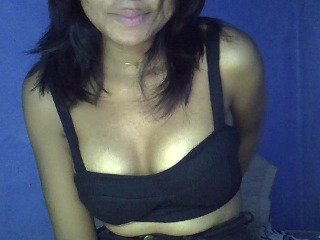 Erotikus videocsevegés Nickylouama