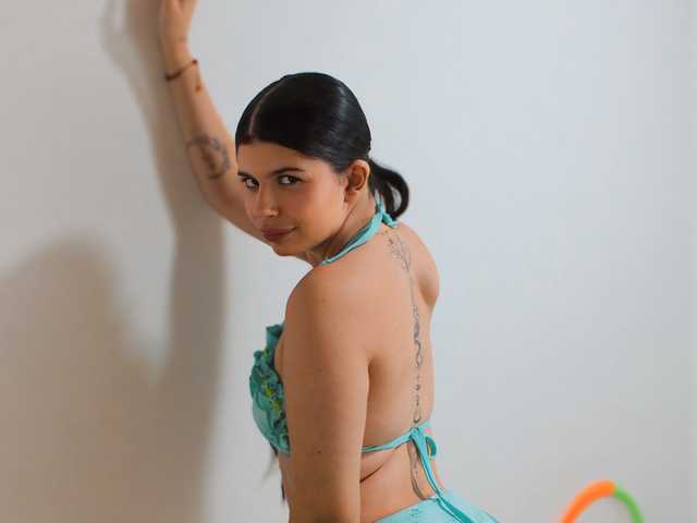 A profil fényképe Nicolane-Palmer1