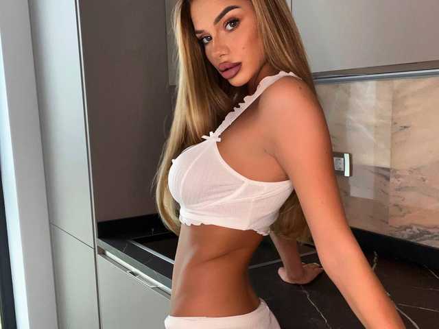 A profil fényképe NicoleSarahX