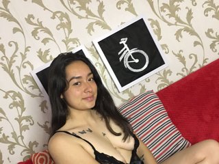 Erotikus videocsevegés nicoll-kiss