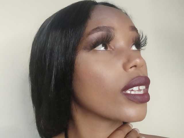 A profil fényképe missthigh