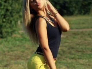 Erotikus videocsevegés nikikikiss