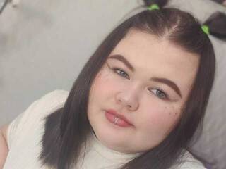 Erotikus videocsevegés Nikki-Zen