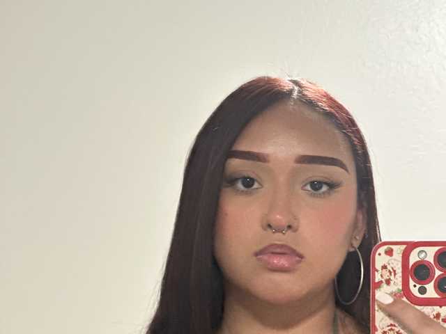 A profil fényképe nikkigg003