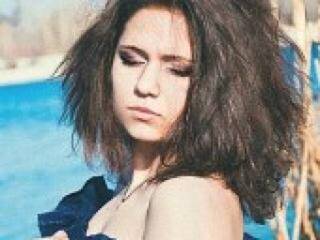 Erotikus videocsevegés nikolee