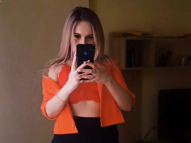 A profil fényképe Mari_Kari