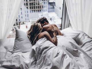 Erotikus videocsevegés nobody-knows01