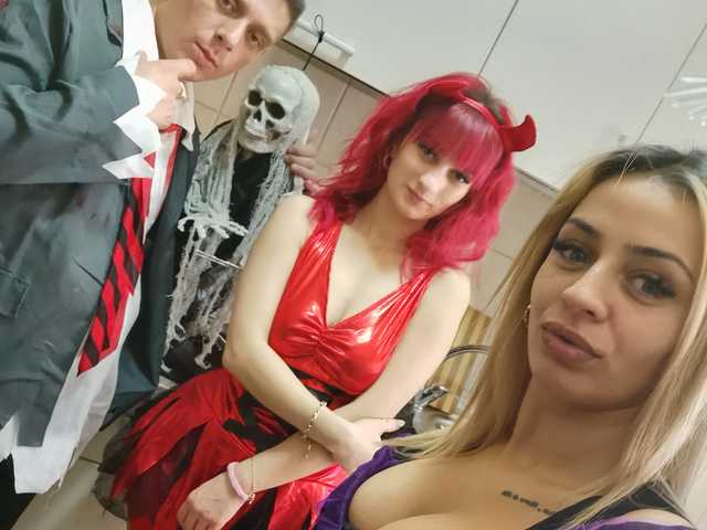 A profil fényképe nolimit3some