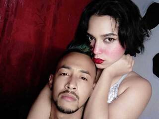 Erotikus videocsevegés NoraandNoah