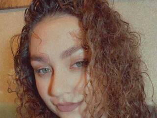 Erotikus videocsevegés notamodel