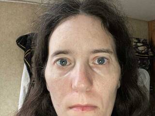 Erotikus videocsevegés Novgirl83