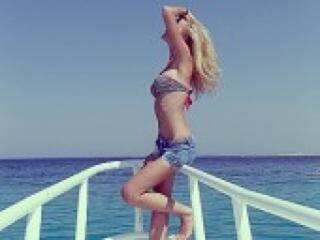 Erotikus videocsevegés nyusha93