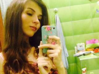 Erotikus videocsevegés olesyafox66