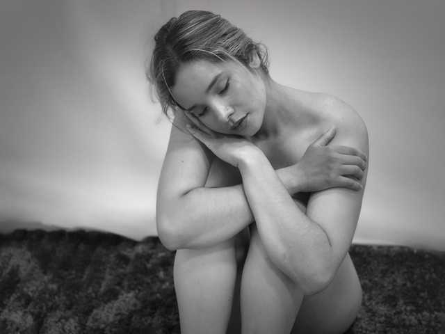 A profil fényképe OliviaFox
