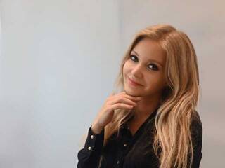 Erotikus videocsevegés OliviaTasty