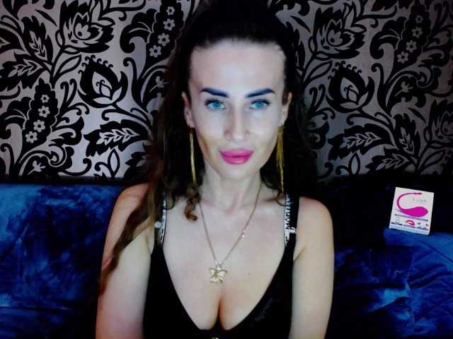 Fényképek OneMika #​Domina#​Heels#​Feet#​Femdom#​Submission#​JOI#​CEI#​CBT#​Roleplay#​LOvense#​Squirt#​Spanking#strapon#buzz me hard#