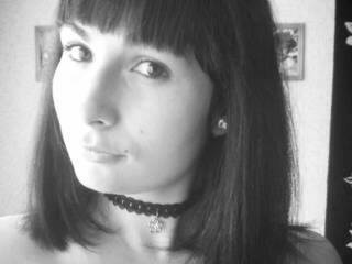 Erotikus videocsevegés oniskaxx