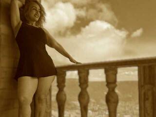 Erotikus videocsevegés Pahola-Bracho