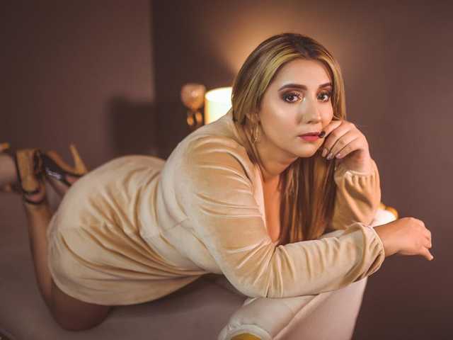 A profil fényképe Pamelalaren