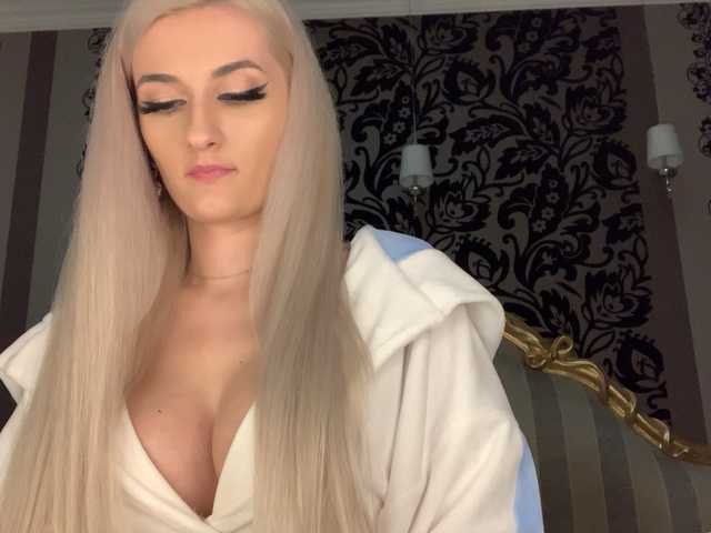 Fényképek PamelaStars77 Welcome to my room! Im Pamela