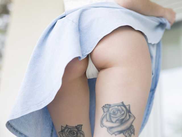 A profil fényképe pamell-milff