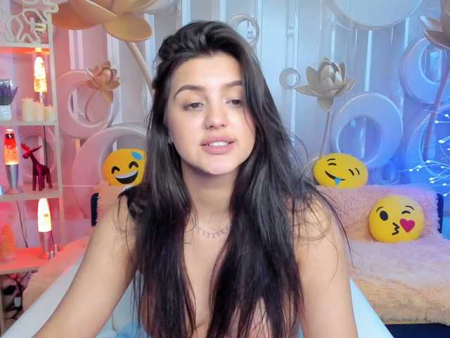 Fényképek pamellagarcia welcome to my room) I'm new) let's get to know each other and have fun together) Make me happy with your tip
