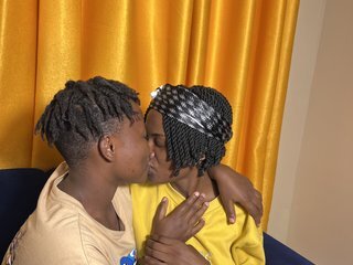 Erotikus videocsevegés Pappychullo09