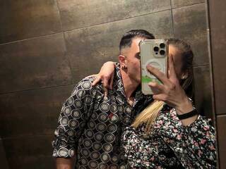 Erotikus videocsevegés Parejaveintidos