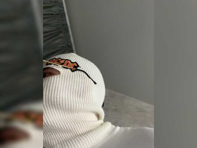 Sugárzási képernyőképek TheonlyoneBoyX