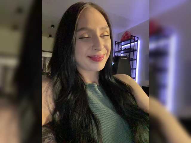 Sugárzási képernyőképek PARTYNEXTNEXT