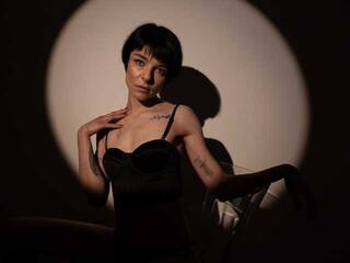 Erotikus videocsevegés Parvati-Mynx