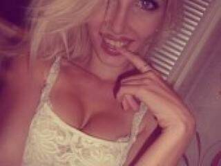 Erotikus videocsevegés passionanna