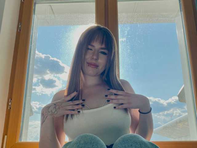 A profil fényképe YourLola