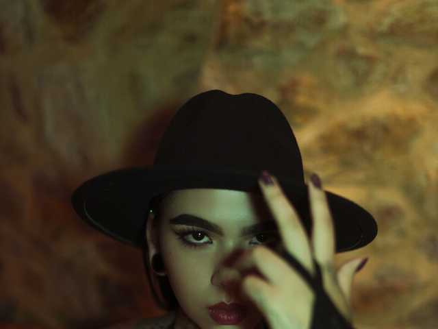 A profil fényképe PaulinneSmith