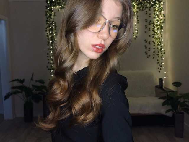 A profil fényképe shawty_vi