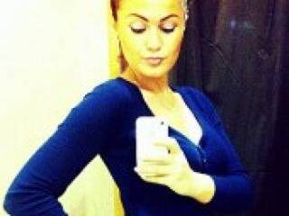 Erotikus videocsevegés pelmeshkamm