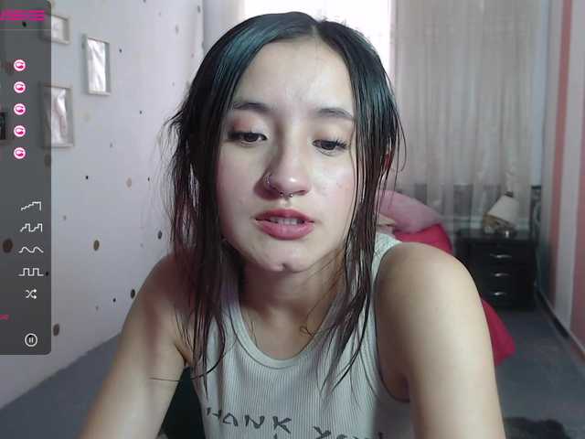 Fényképek Perla-Teen hey guys ! i see you are very hard when you look at me !!! you want more ? MAKE ME HAPPY