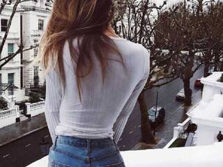 Erotikus videocsevegés perlathx