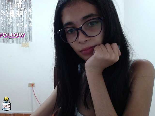 Fényképek petit-linda18 Hi!!! I'M NEW! CUM PLAY WITH ME! #18 #young #smalltits #skinny #braces