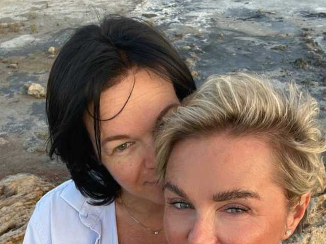 A profil fényképe PleasureWeCouple