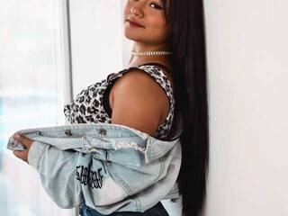 Erotikus videocsevegés pocahontas-js