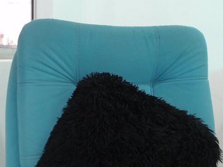 Erotikus videocsevegés polysamanta