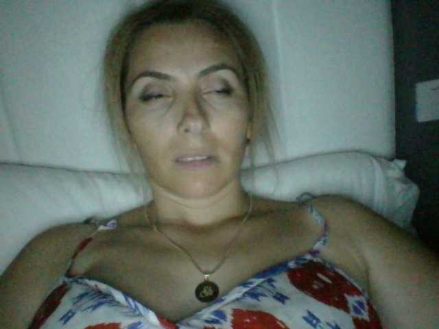 Fényképek preatysexymil hi--all naked 400tks...big belly 250tks...boobs 200tks...ass bend over 300tks...show only at pvt