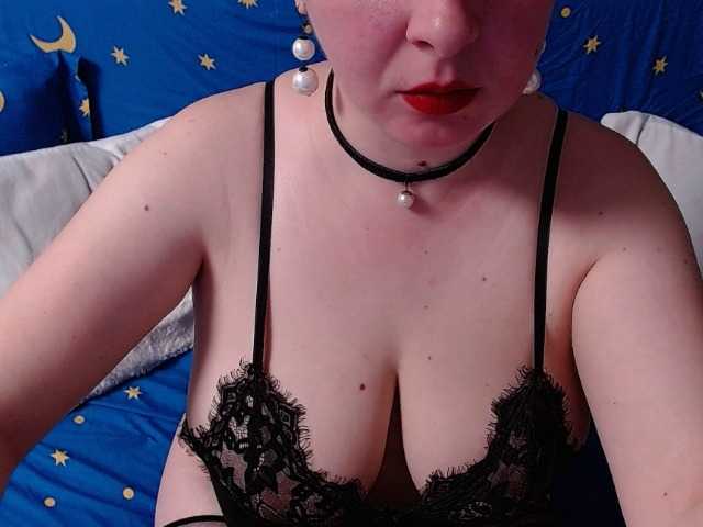 Fényképek PrestigeX Objectif : 2000 ! 1316 atteint, 684 restant jusqu'au début du spectacle FONTAINE SQUIRT! Toy vibrate start with 2 tokens.P.M only for 20 tips and free for my fans only!!! Thx you.