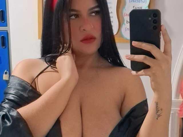 A profil fényképe Pretty-BigBoobs