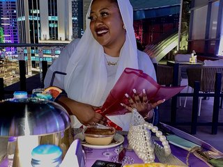 Erotikus videocsevegés Pretty-Ebony